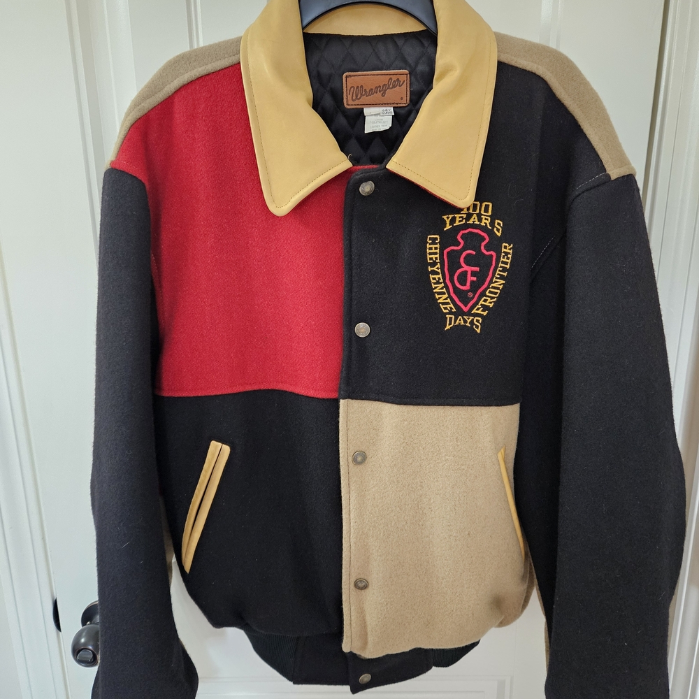 Rare Vintage Wrangler Men's Jacket - Cheyenne Frontier Days 100th Anniversary L
